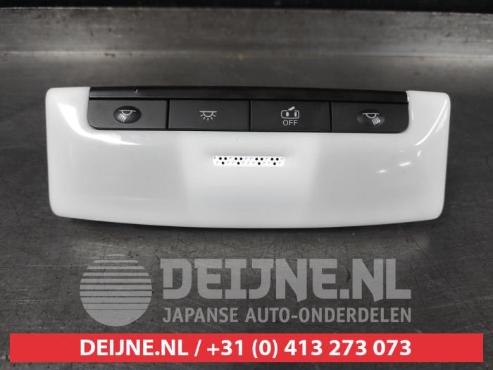 Nissan Qashqai Innenbeleuchtung vorne O623679
