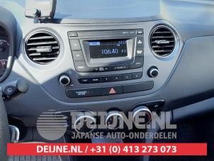 Hyundai I10 Kachel Bedieningspaneel O623724 foto 3
