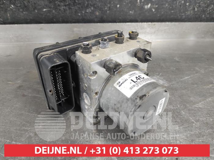 Gebruikte ABS Pomp Kia Stonic (YB) 1.4 MPI 16V Prijs € 100,00 Margeregeling aangeboden door V.Deijne Jap.Auto-onderdelen BV