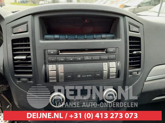 Mitsubishi Pajero Radio O623786