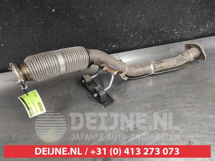 Gebruikte Uitlaat voorpijp Nissan Qashqai (J11) 1.3 DIG-T 140 16V Prijs € 25,00 Margeregeling aangeboden door V.Deijne Jap.Auto-onderdelen BV