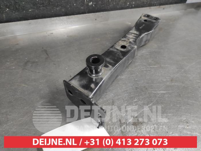 Gebruikte Subframe Nissan Qashqai (J11) 1.3 DIG-T 140 16V Prijs € 50,00 Margeregeling aangeboden door V.Deijne Jap.Auto-onderdelen BV