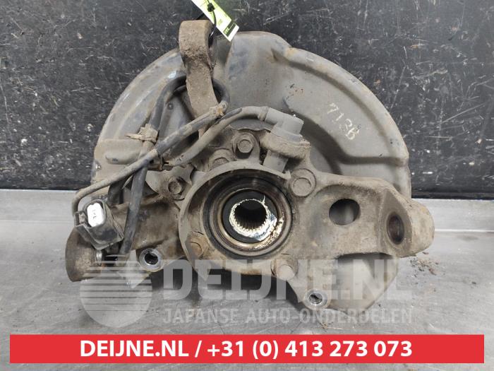 Mitsubishi Pajero Achsschenkel links vorne O624082