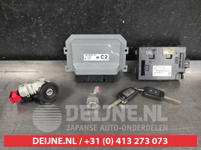Nissan Micra Kontaktslot+Sleutel O624169