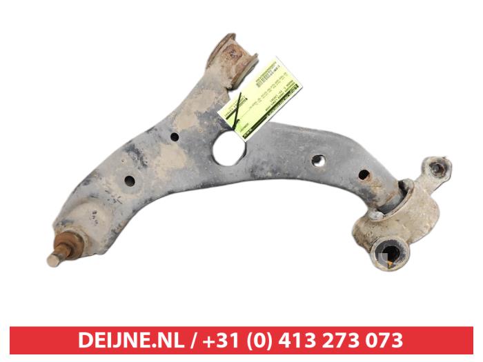 Mazda 3 Draagarm onder links-voor O624368