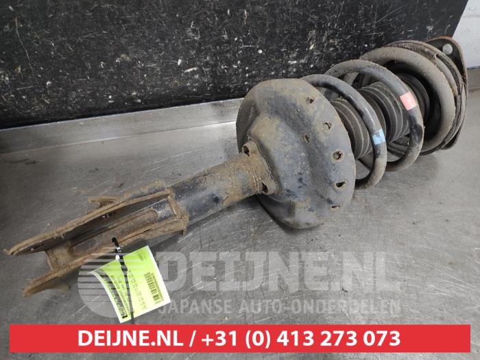 Subaru XV Stoßdämpferstrebe rechts vorne O624615