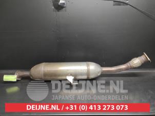 Gebruikte Uitlaat Middendemper Toyota Auris (E15) 2.0 D-4D-F 16V Prijs € 50,00 Margeregeling aangeboden door V.Deijne Jap.Auto-onderdelen BV