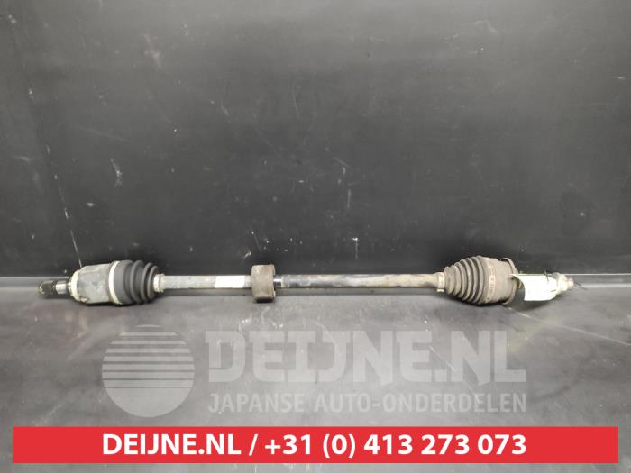 Suzuki Swift Aandrijfas rechts-voor O624812