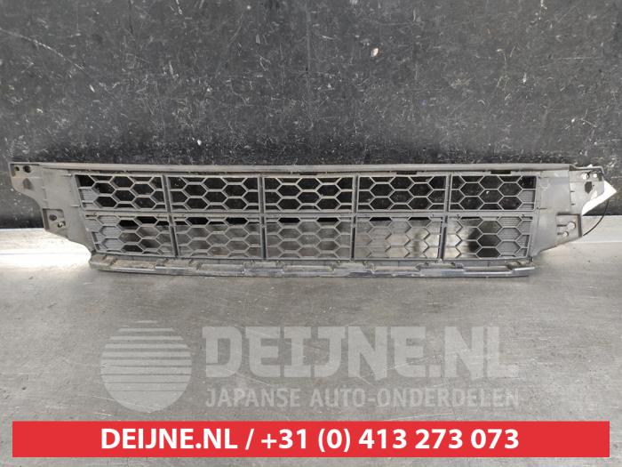 Honda Jazz Bumper Rooster O624938