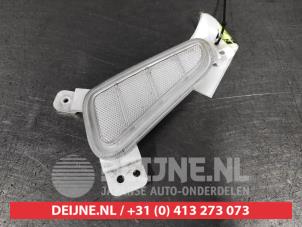 Gebruikte Bumper Reflector rechts-voor Hyundai Kona (OS) 1.0 T-GDI 12V Prijs € 35,00 Margeregeling aangeboden door V.Deijne Jap.Auto-onderdelen BV