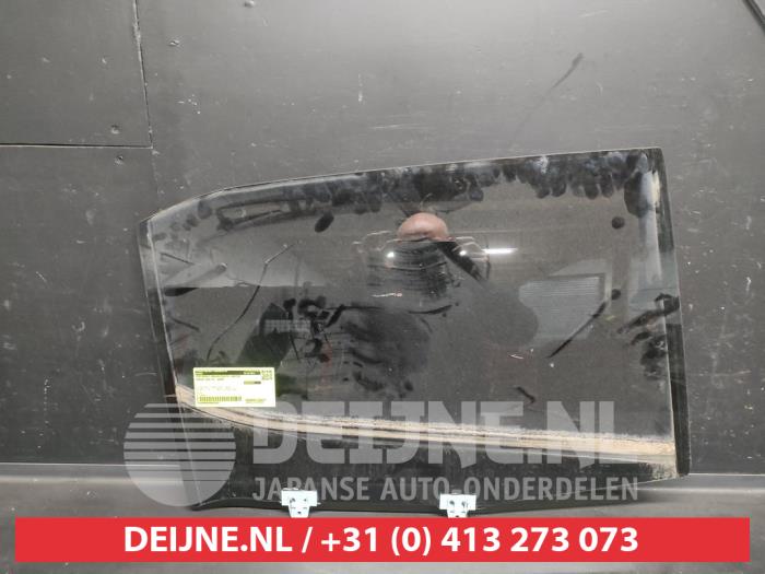 Nissan Juke Portierruit 4Deurs rechts-achter O625057