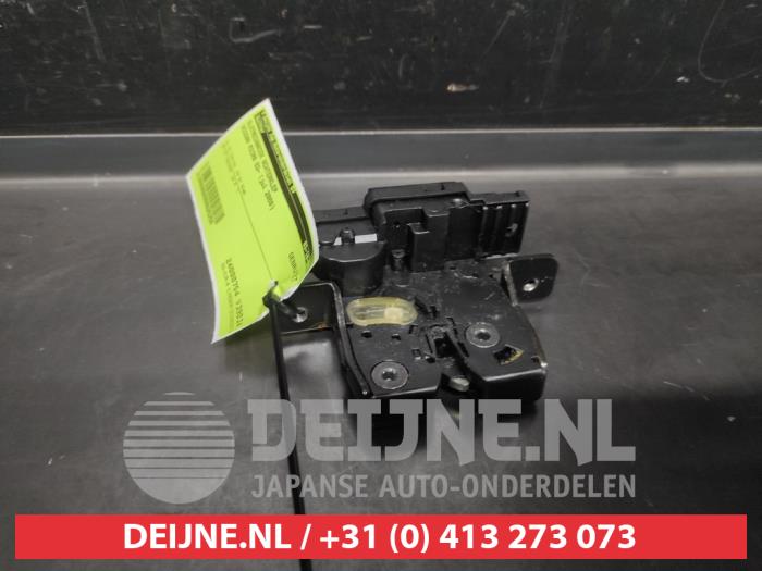 Nissan Micra Slotmechaniek Achterklep O625250