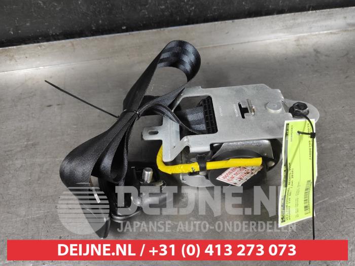 Hyundai I10 Front seatbelt, right O625308
