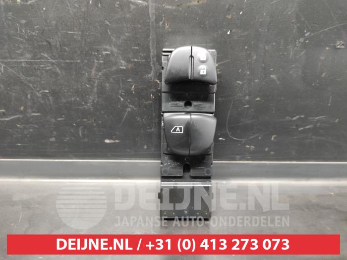 Nissan Micra Kombischalter Fenster O625377
