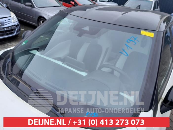 Nissan Juke Windschutzscheibe O625435