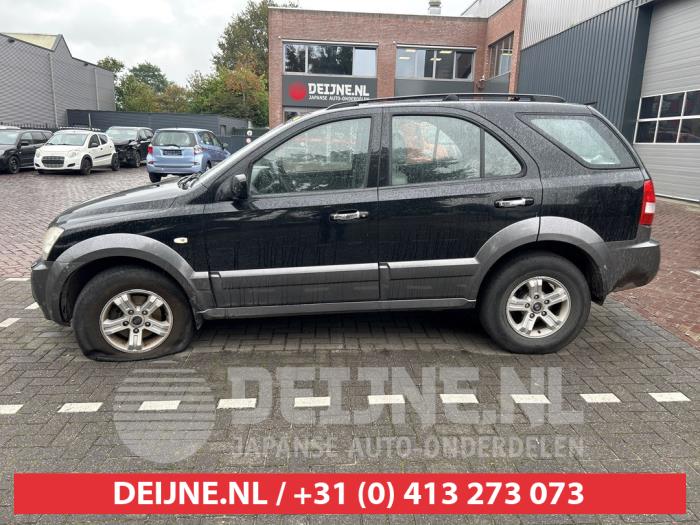 Kia Sorento Portierruit 4Deurs links-voor O625471