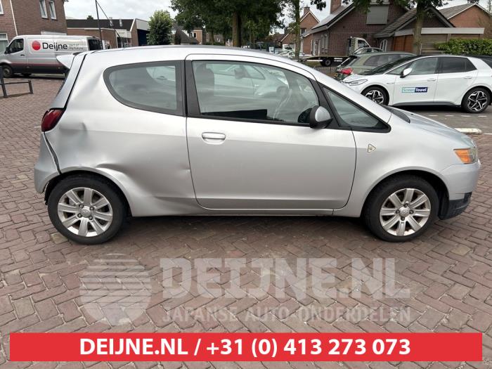 Mitsubishi Colt Portierruit 2Deurs rechts O625748