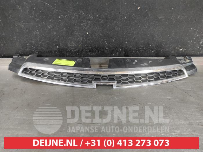 Chevrolet Cruze Grille O625680