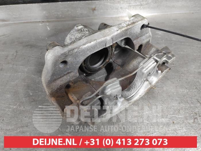Nissan Juke Remklauw (Tang) rechts-voor O625900