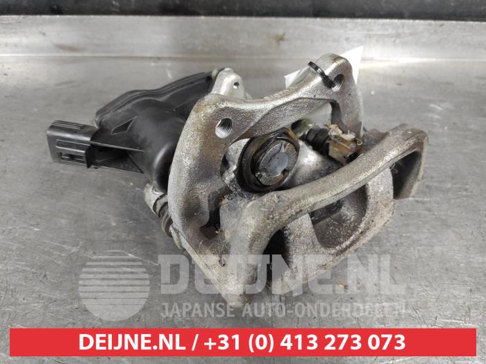 Nissan Juke Remklauw (Tang) links-achter O625901