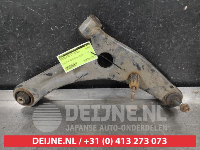 Mitsubishi Colt Querlenker unten rechts vorne O625995