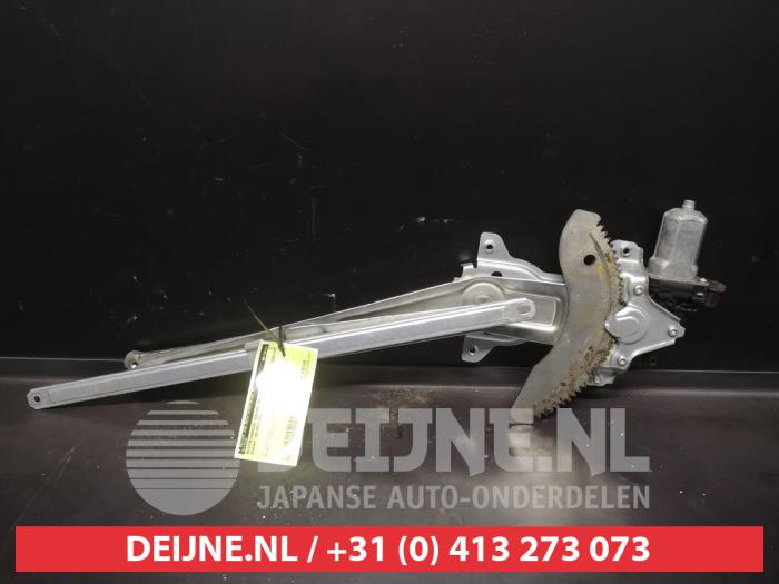 Suzuki Splash Fenstermechanik 4-türig rechts vorne O626030