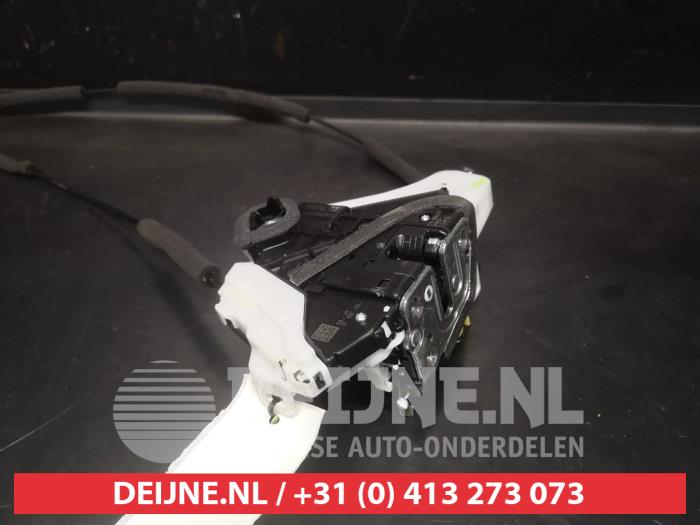 Nissan Juke Deurslot Mechaniek 4Deurs rechts-voor O626063