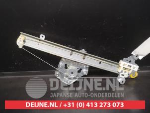 Nissan Juke Window mechanism 4-door, front right O626064 photo 2