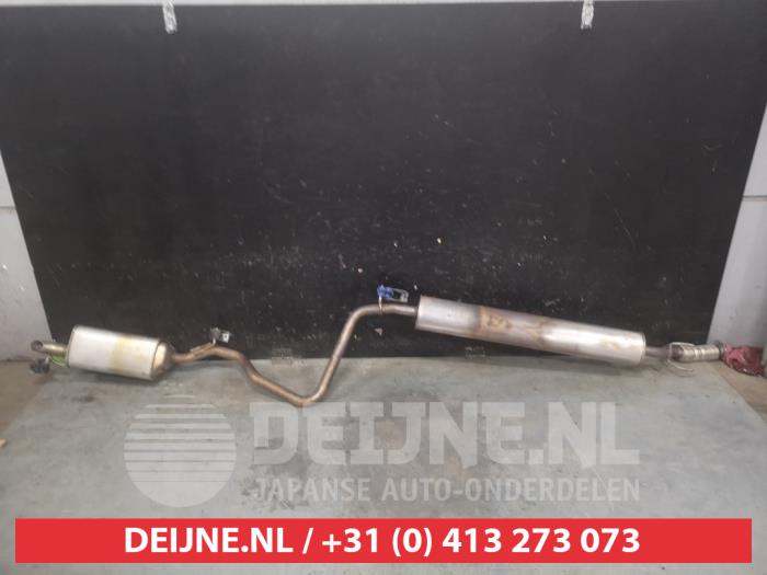 Gebruikte Uitlaat Einddemper Nissan Juke (F16) 1.0 DIG-T 117 12V Prijs € 65,00 Margeregeling aangeboden door V.Deijne Jap.Auto-onderdelen BV