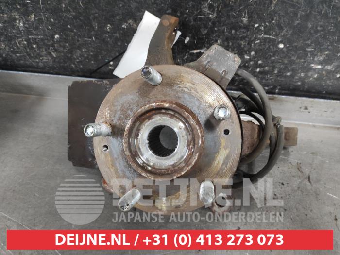 Hyundai I30 Fusee rechts-voor O626147