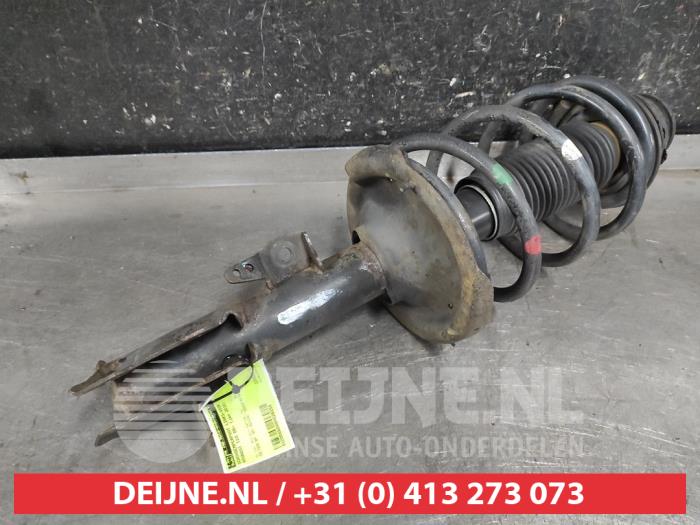 Hyundai I20 Schokdemperpoot links-voor O626158