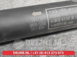 Toyota Yaris Cross Rear gas strut, right O626661 photo 2