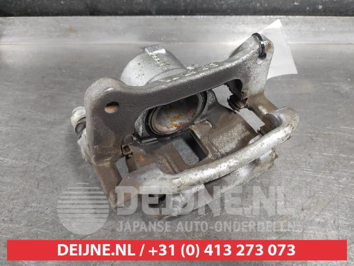 Toyota Yaris Cross Remklauw (Tang) rechts-voor O626737