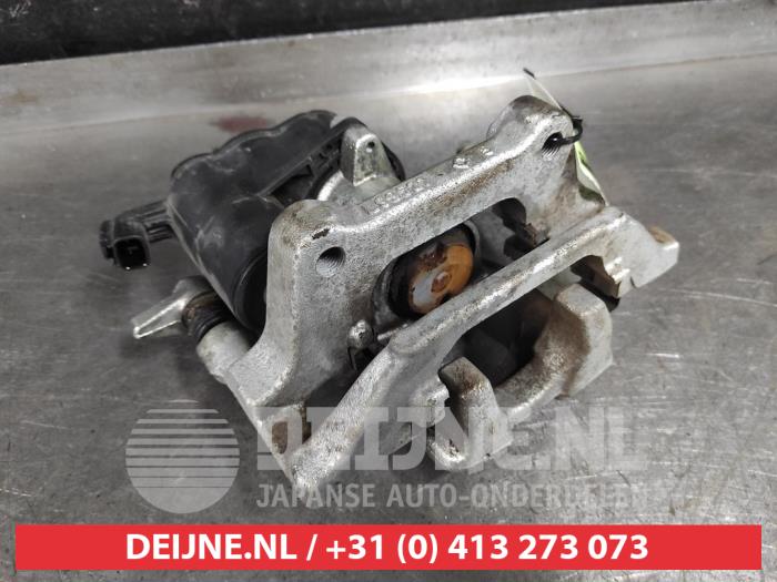Toyota Yaris Cross Remklauw (Tang) links-achter O626738