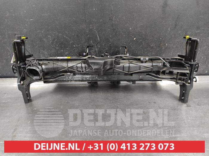 Toyota Yaris Cross Slotplaat voor Onderdelen Deijne.nl Specialist