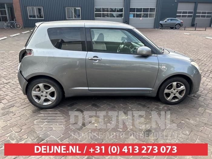 Suzuki Swift Portierruit 2Deurs rechts O626797