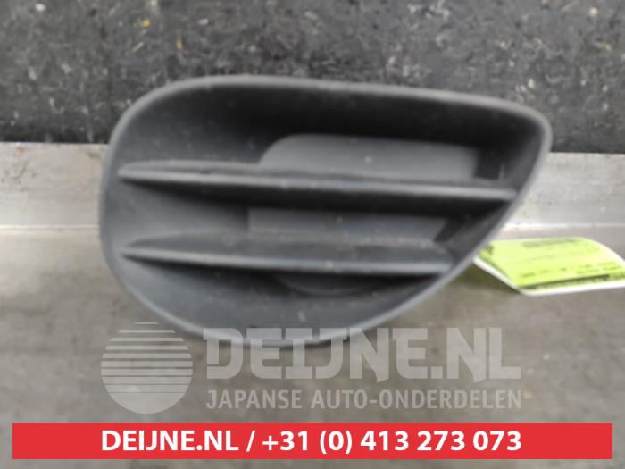 Toyota Yaris Bumper Rooster O626855