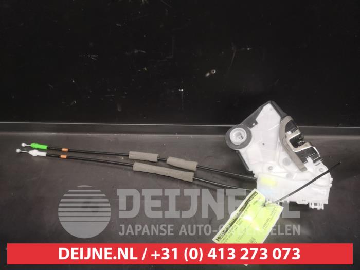 Toyota Aygo X Deurslot Mechaniek 4Deurs rechts-voor O626922