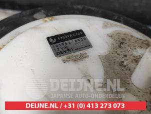 Subaru Legacy Electric fuel pump O627042 photo 2