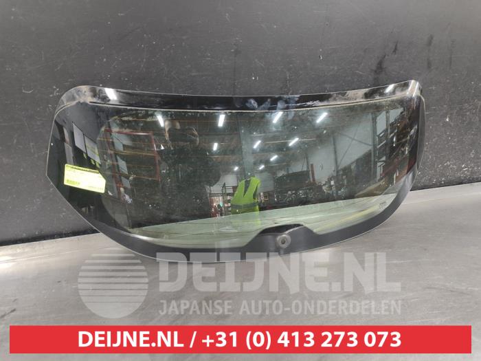 Nissan Micra Ruit achter O627112