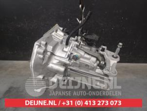 Gebruikte Versnellingsbak Mitsubishi Colt 1.0 MPi 12V Prijs € 650,00 Margeregeling aangeboden door V.Deijne Jap.Auto-onderdelen BV