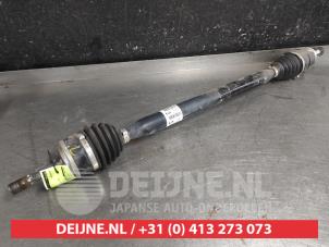 Gebruikte Steekas rechts-voor Toyota C-HR (X1,X5) 1.8 16V Hybrid Prijs € 100,00 Margeregeling aangeboden door V.Deijne Jap.Auto-onderdelen BV