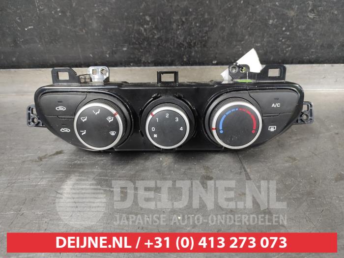 Hyundai I10 Kachel Bedieningspaneel O627328