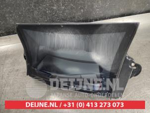 Gebruikte Head-up display Nissan Qashqai (J12) 1.5 VC-T e-Power 16V Prijs op aanvraag aangeboden door V.Deijne Jap.Auto-onderdelen BV