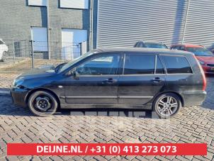 Mitsubishi Lancer Portier 4Deurs links-voor O627598 foto 3
