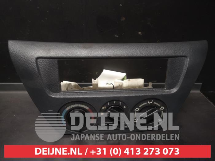 Mitsubishi Lancer Heater control panel O627626