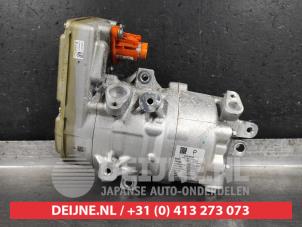 Nissan Qashqai Air conditioning pump O627527 photo 2