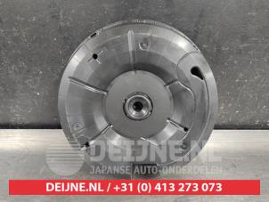 Nissan Qashqai Subwoofer O627534 photo 2