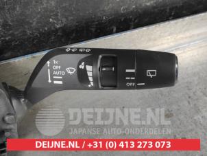 Nissan Qashqai Steering column stalk O627528 photo 3