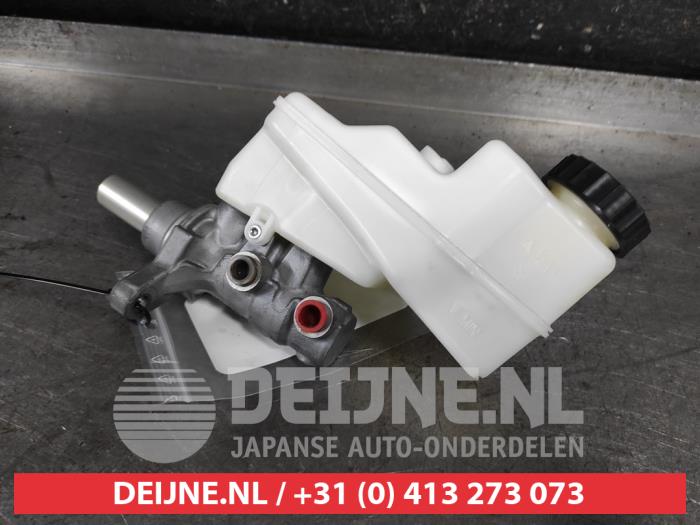 Toyota Aygo X Hoofdremcilinder O627772